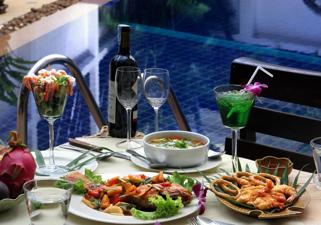Karon Pool Hotel ภายนอก รูปภาพ