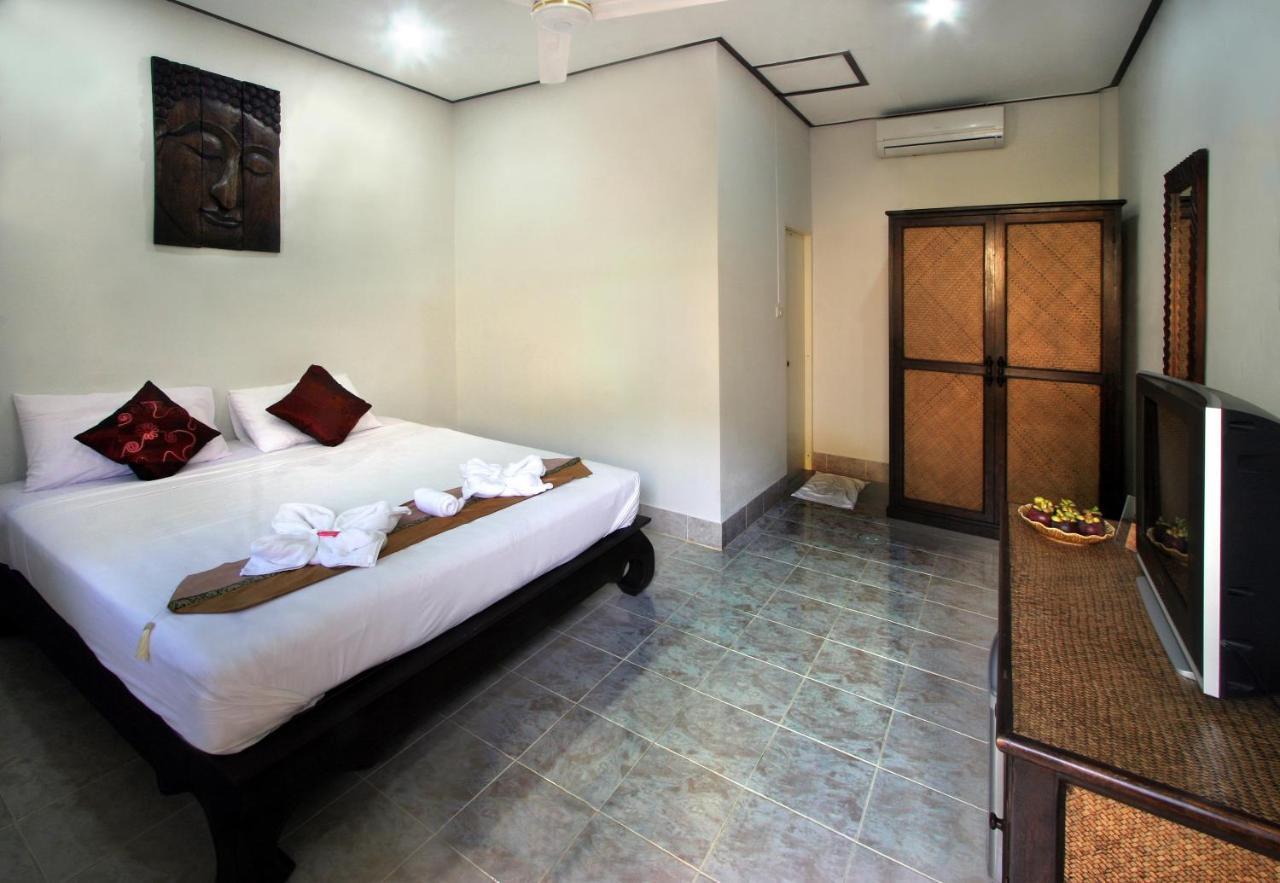 Karon Pool Hotel ภายนอก รูปภาพ